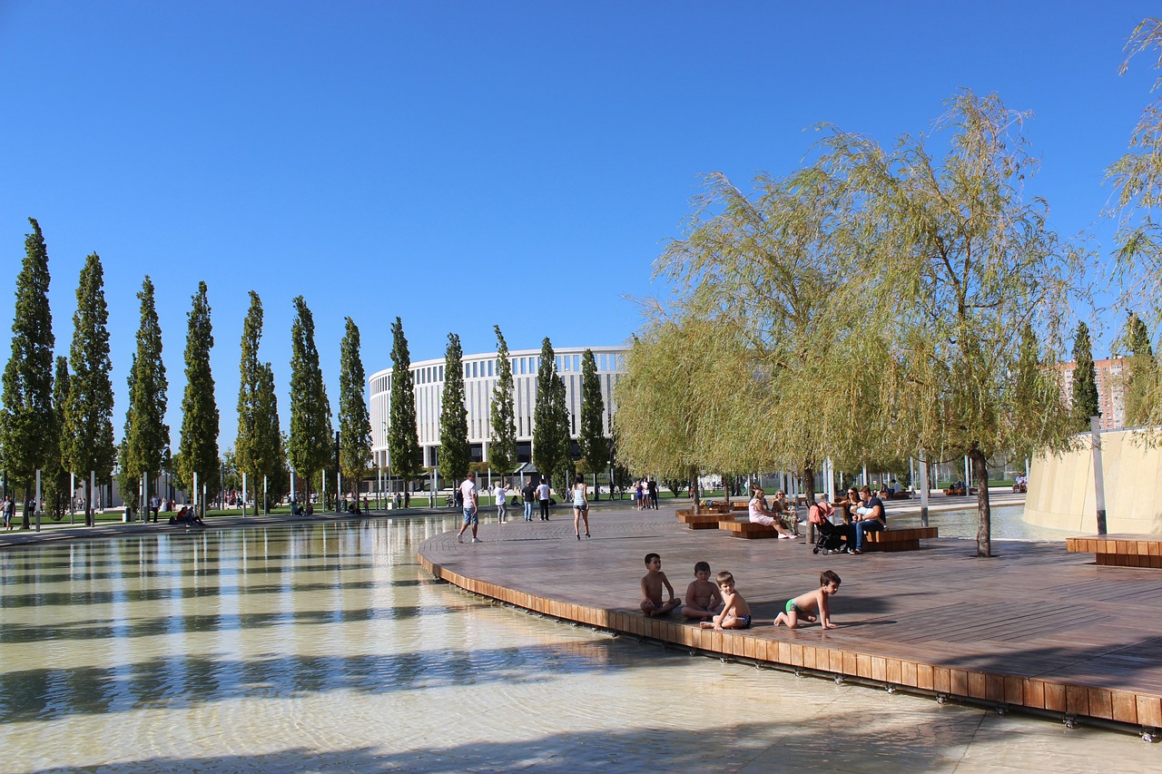 让老詹当背景板！基迪25+14+11三双超远三分绝杀他的大合同稳了吗.